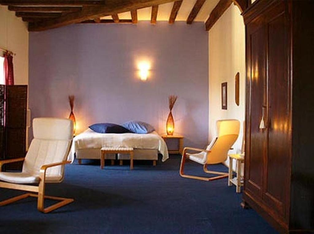 Bed and Breakfast Le Moulin De Poilly Exterior foto